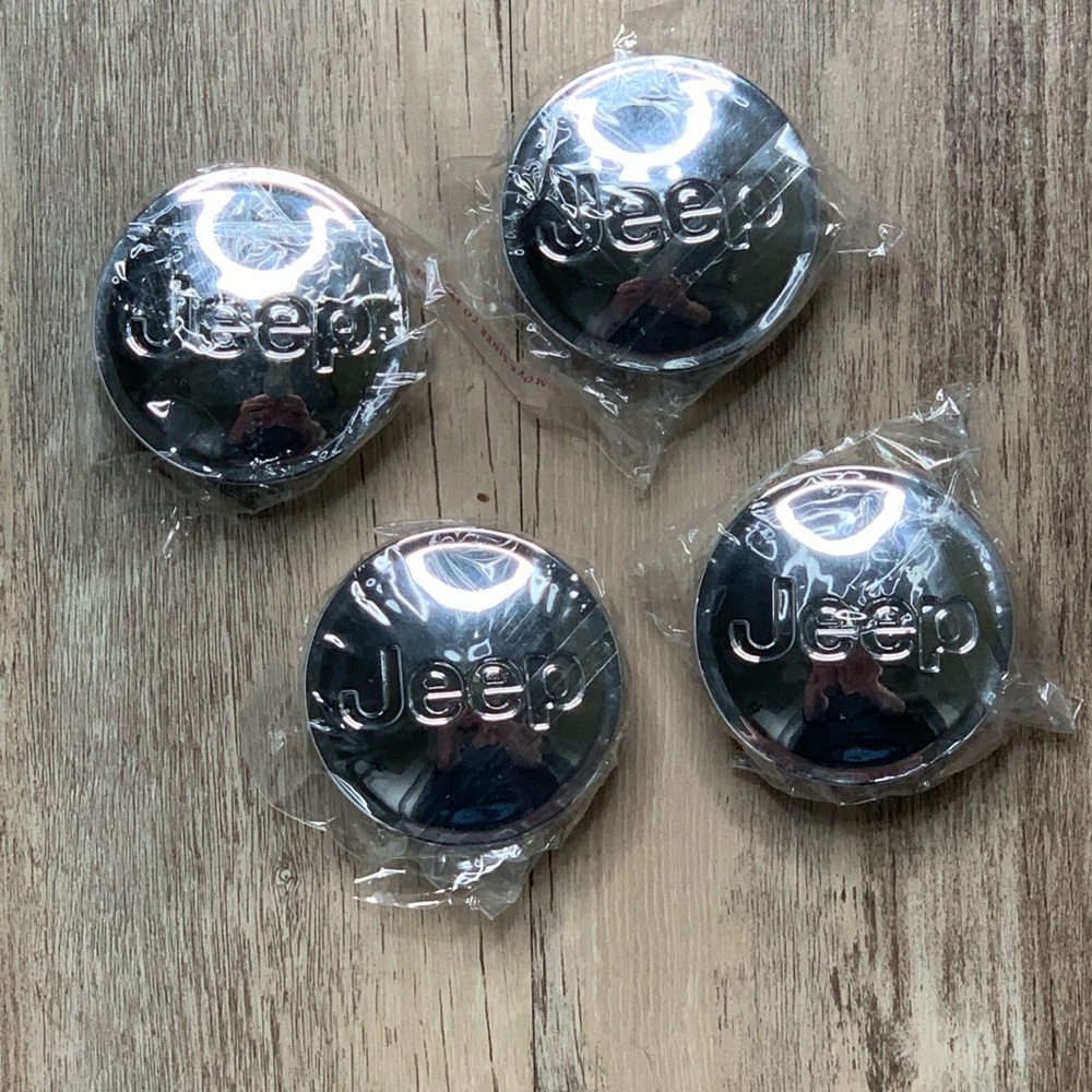 JEEP Wheel Tire Center Rim 4ct Shiny Cover Set NEW